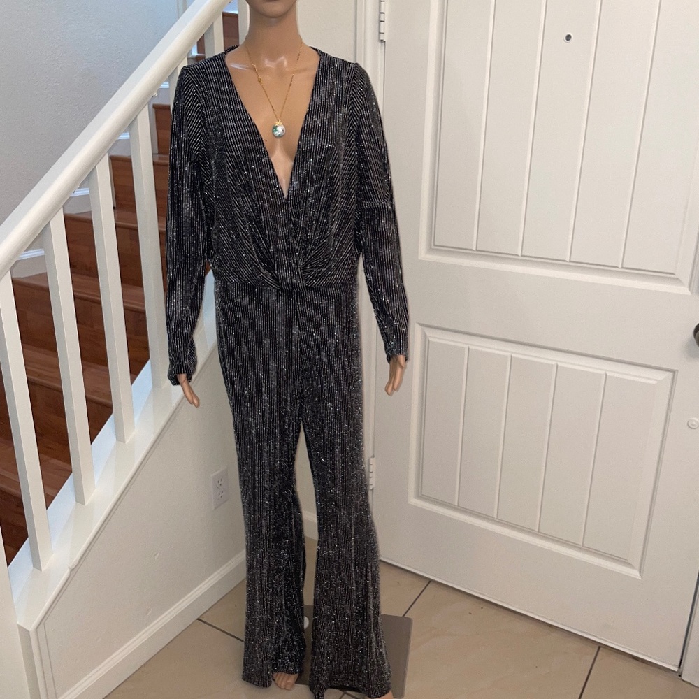 NWT Forever 21 Black with Silver Metallic Stripes Pant Set